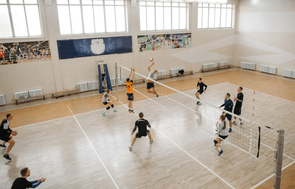 a standard volleyball match