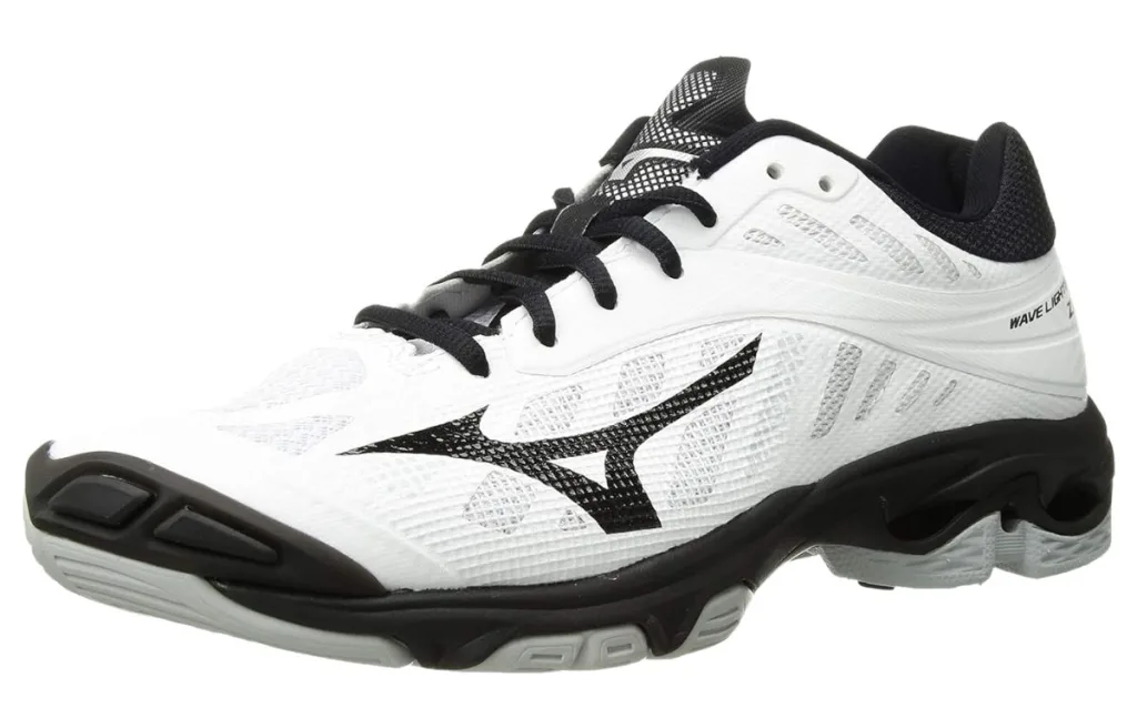 Mizuno Wave Lightning Z4 for volleyball setters